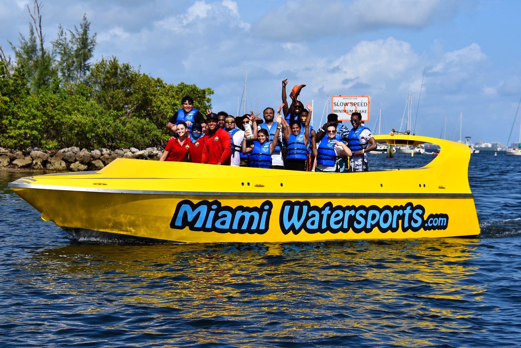 Speed Boat at Miami Parasail — Miami, Dinner Key Marina